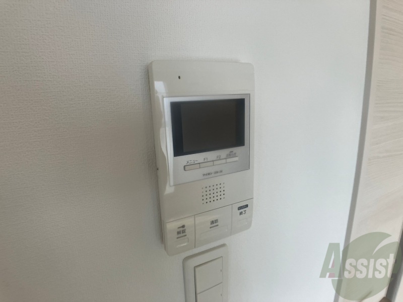 セキュリティ　ＴＶモニター付インターホンです。来客者の顔が見えるので安心！