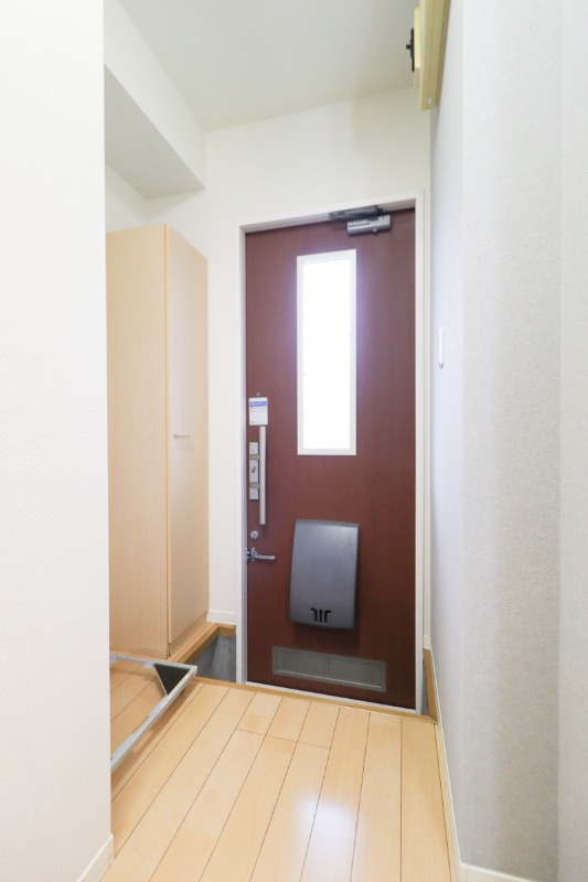 玄関　図面と現状に相違がある場合には現状を優先