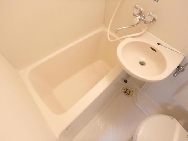 バス・シャワールーム　浴室