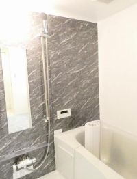 バス・シャワールーム　ゆったり過ごせるお風呂です