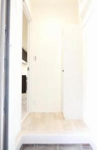 玄関　シンプルで使いやすい玄関です