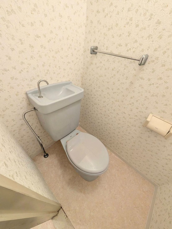 トイレ　※他の号室写真になります。