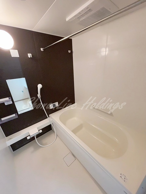 バス・シャワールーム　浴室乾燥機完備♪