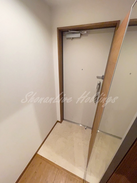 玄関　シューズボックスございます♪