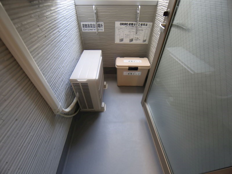 バルコニー　バルコニー　同仕様写真