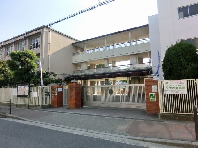 中学校　大阪市立本庄中学校（中学校）まで1208m
