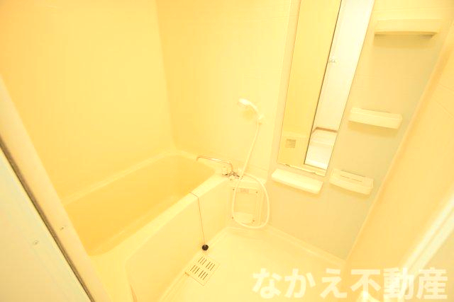 バス・シャワールーム　きれいなお風呂です