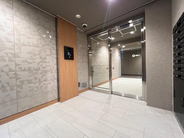 エントランス　共用部分入り口