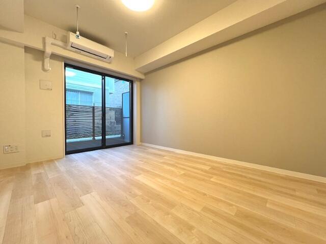 居室・リビング　ゆったり過ごせる居間です