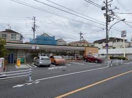 コンビニ　セブンイレブン 目黒東が丘2丁目店（コンビニ）まで727m