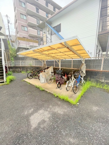 スーパー　スパーク浜田店（スーパー）まで291m