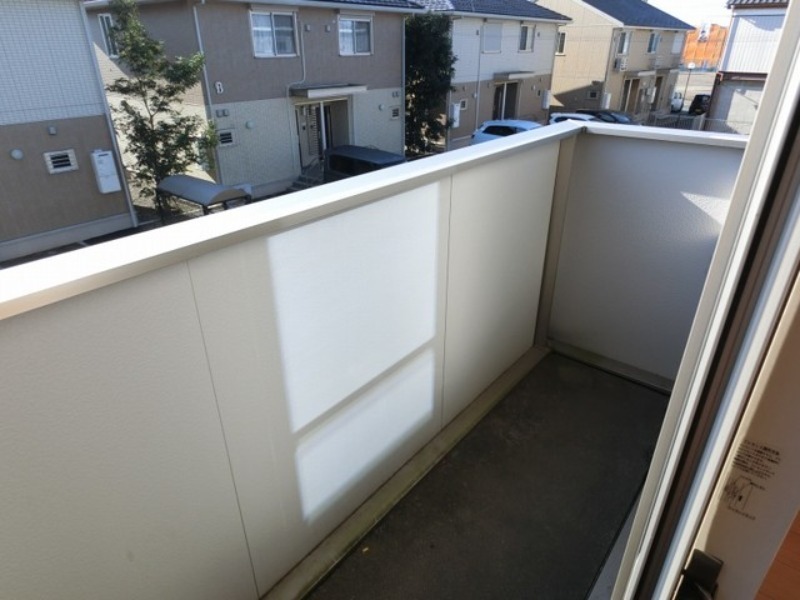 バルコニー　図面と現状に相違がある場合には現状を優先