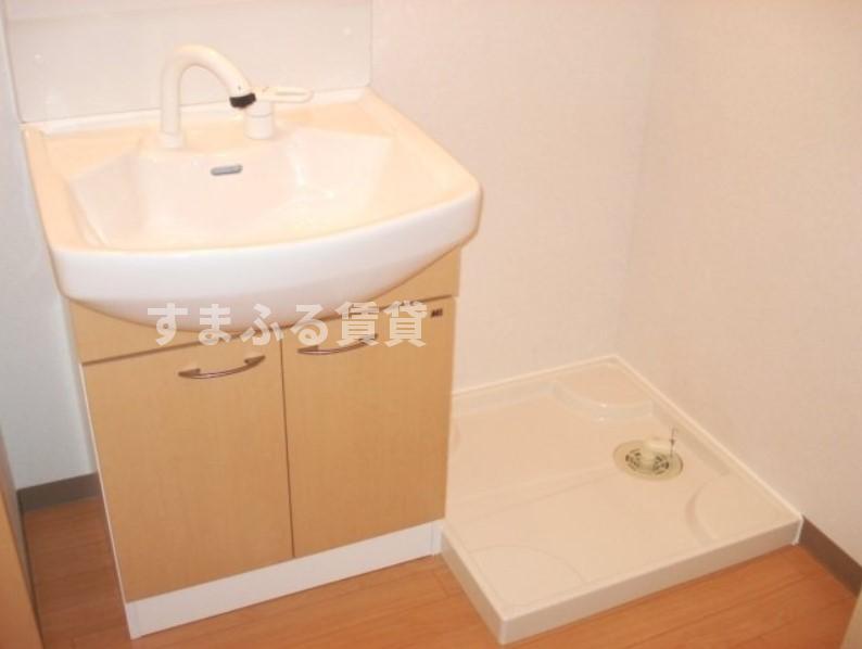 洗面設備　同仕様　反転の場合あり