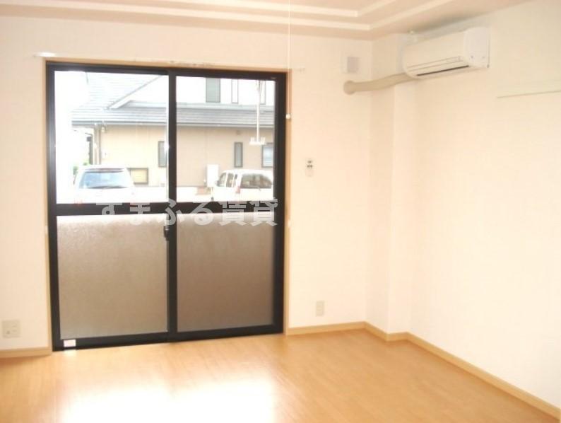 居室・リビング　同仕様　反転の場合あり