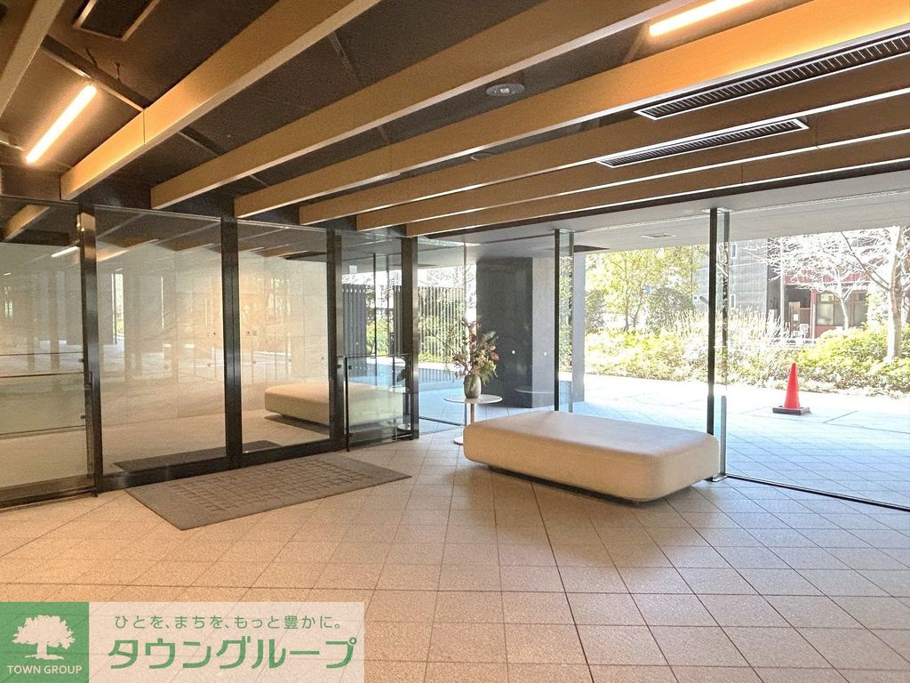 エントランス　エントランス