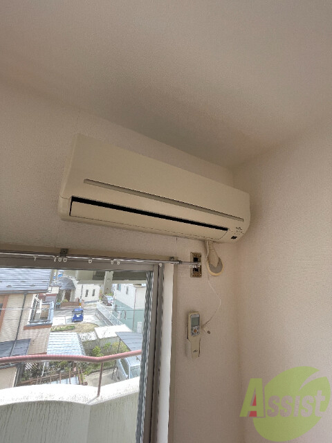 その他設備　エアコン設置済みです。これからの時代は欠かせませんよ。