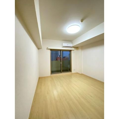 居室・リビング　室内