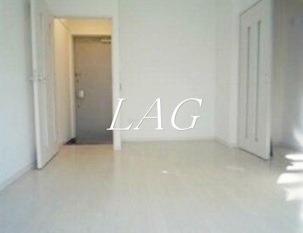 居室・リビング　洋室のお部屋(同仕様)です。