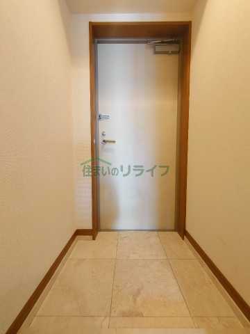 玄関　パレステュディオ文京音羽