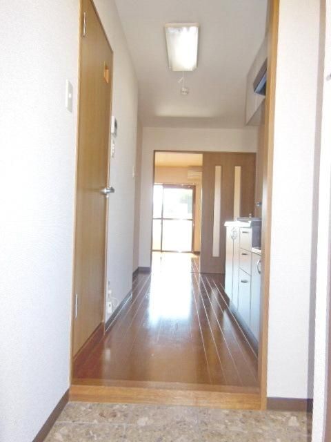 玄関　★お部屋探しは株式会社タウンハウジング東京まで★