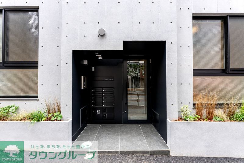 エントランス　エントランス