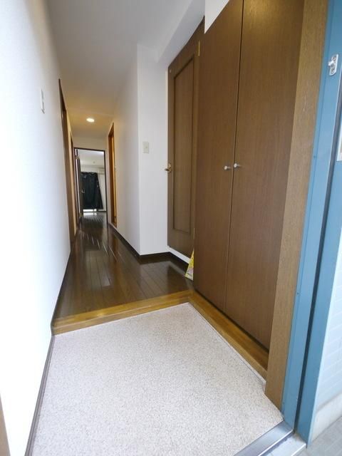 玄関　玄関部分