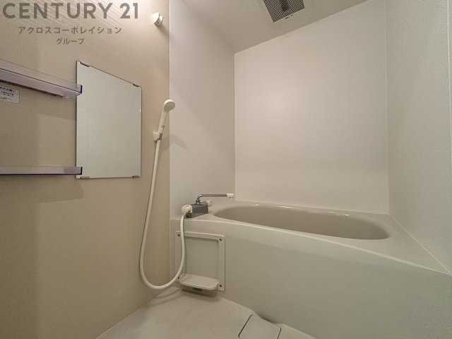 バス・シャワールーム　シンプルで機能的なユニットバスです！