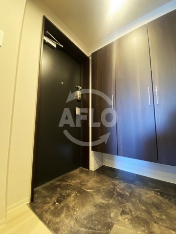 玄関　ナットレジデンス都島本通　玄関