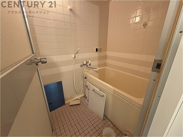 バス・シャワールーム　シンプルで機能的なお風呂です！