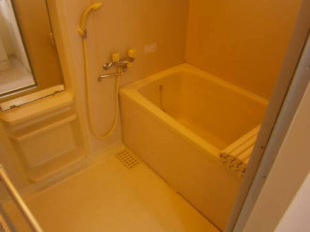 バス・シャワールーム　浴室
