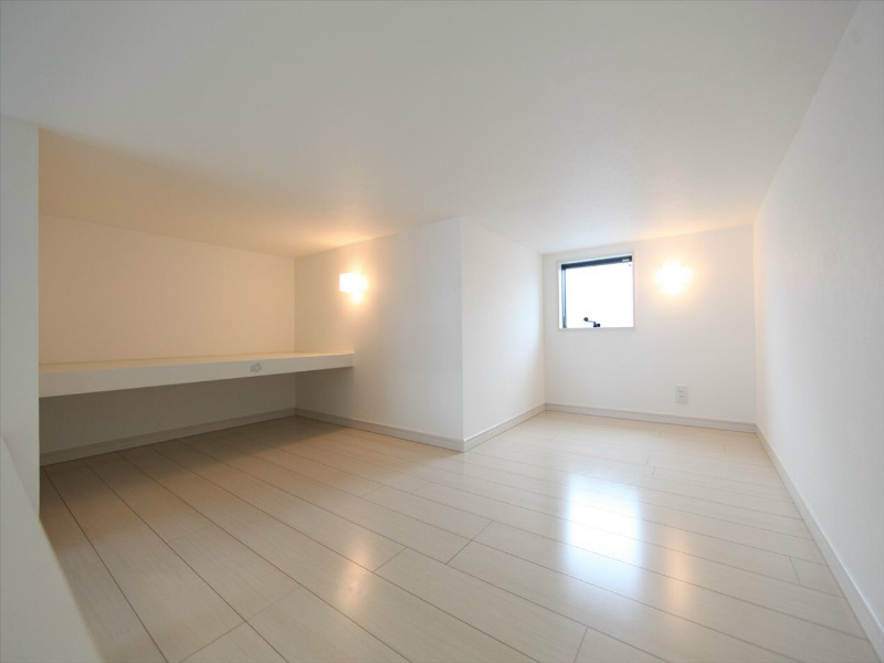 その他部屋・スペース　ロフト5帖（収納としてもお部屋としても使えます）