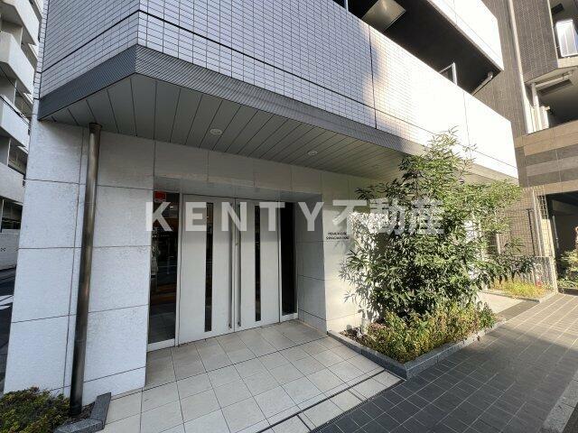 エントランス　ゆとりのあるエントランスです