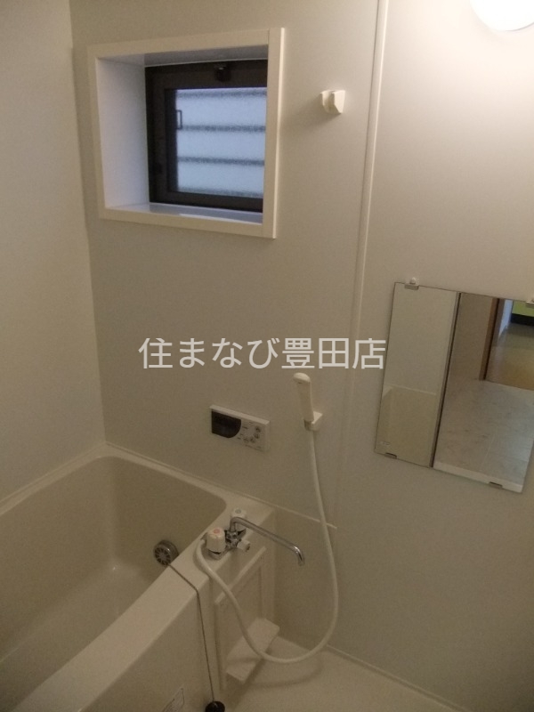 バス・シャワールーム　同型別部屋写真