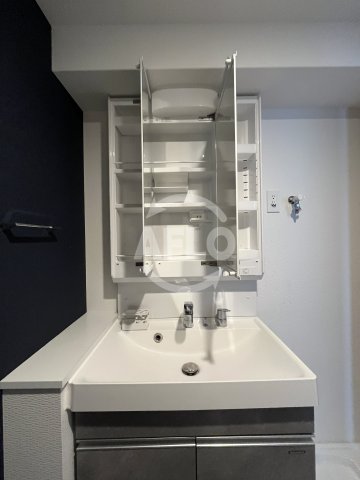 洗面設備　S-RESIDENCE東三国amante　洗面台