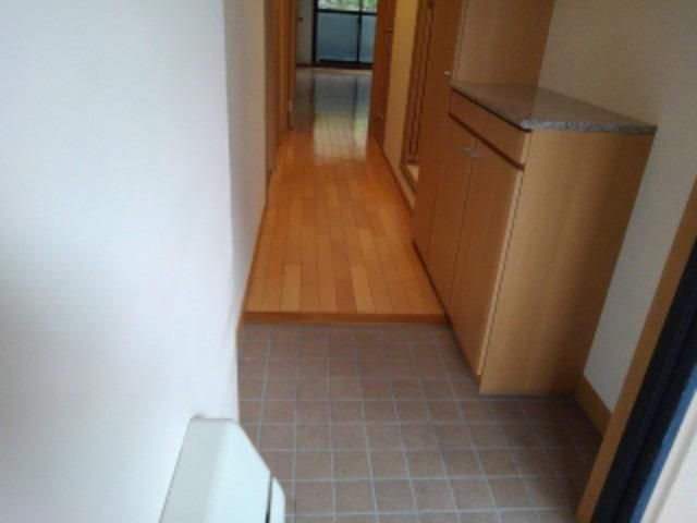 玄関　シンプルで使いやすい玄関です