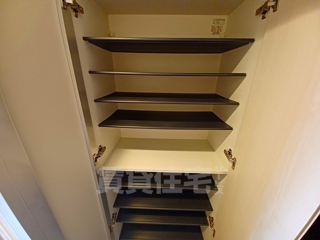 収納　反転タイプ