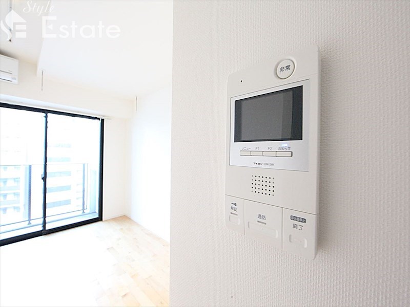 セキュリティ　モニター付きインターホン