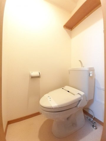 トイレ　コンパクトで使いやすいトイレです