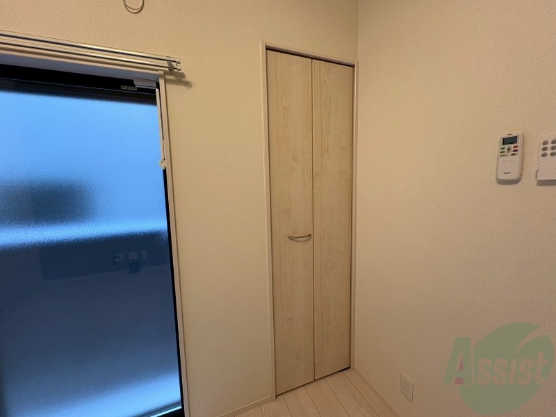 収納　こちら収納になります。荷物が沢山入りますね。