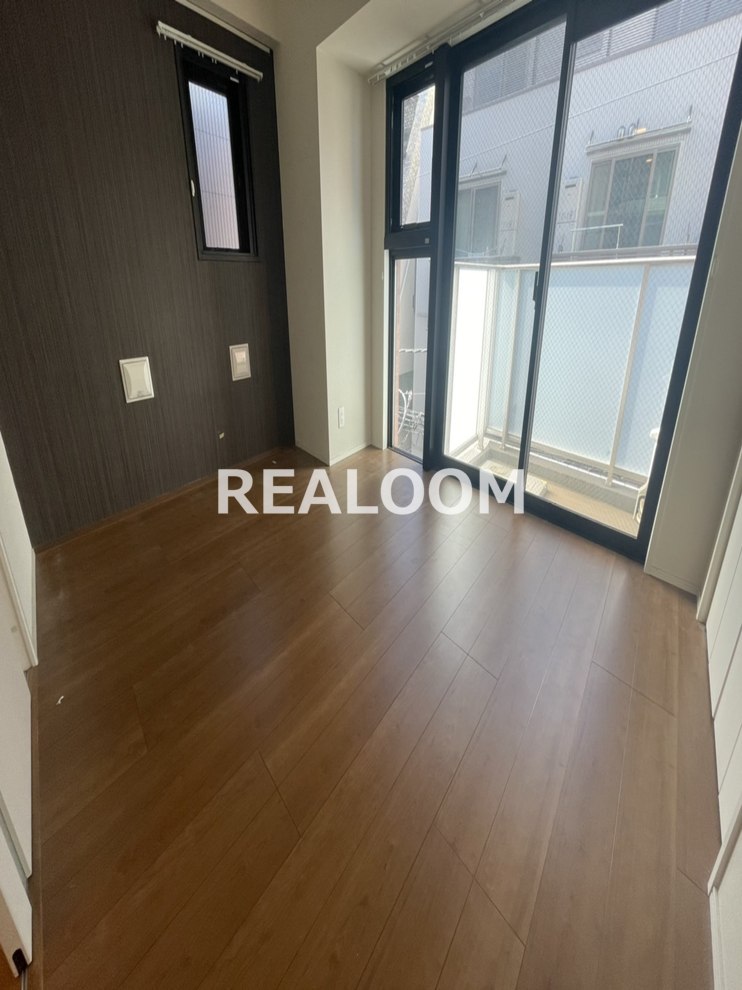 居室・リビング　写真と現況が異なる場合は現況優先となります。