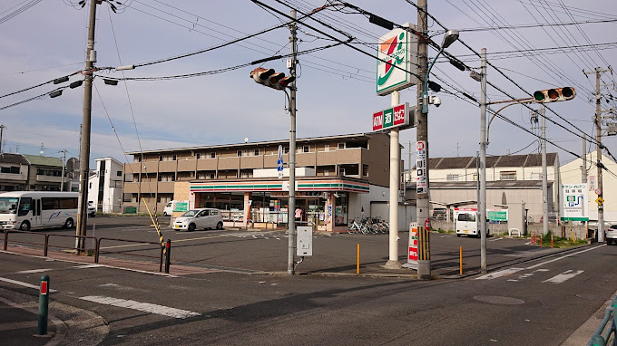 コンビニ　セブンイレブン 守口梶町4丁目店（コンビニ）まで5613m