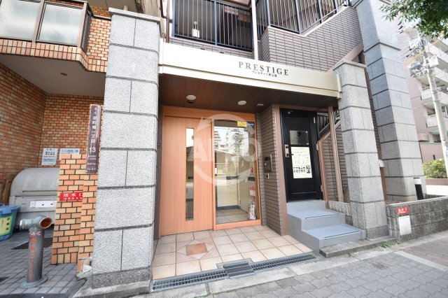 エントランス　プレステージ靭公園　エントランス