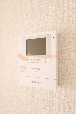 セキュリティ　陽当たり良好なバルコニーです