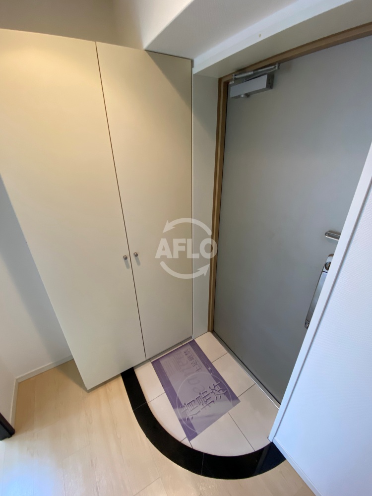 玄関　WillDo堺筋本町(ウィルドゥサカイスジホンマチ)　シュー