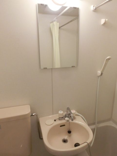 洗面設備　鏡付洗面台