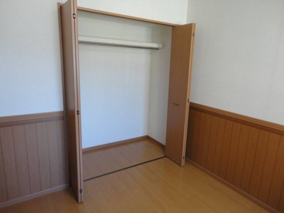 収納　クローゼット