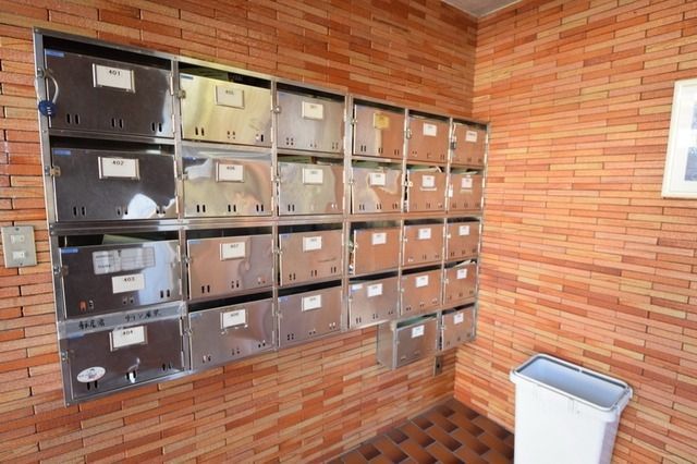 エントランス　メールBOX