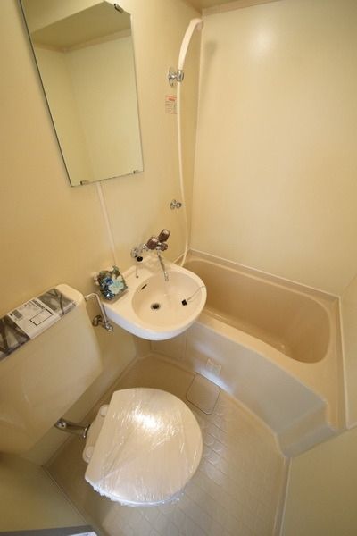 バス・シャワールーム　3点ユニット