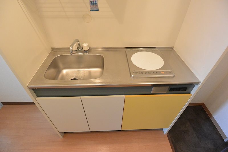 キッチン　IHコンロ付き