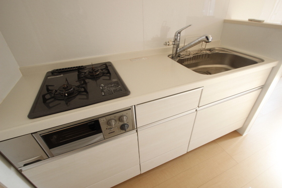 キッチン　※別部屋の写真です